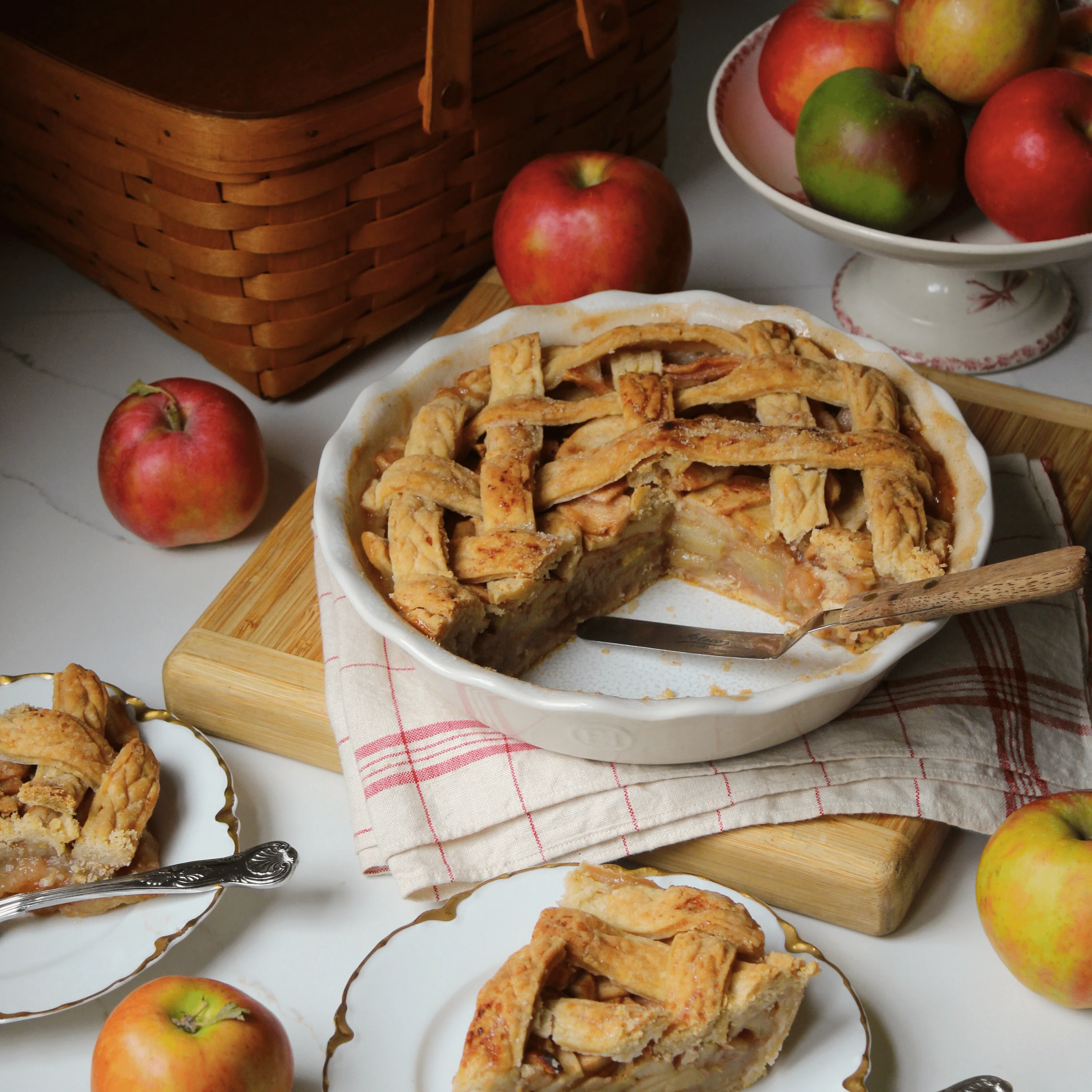 175th Anniversary Pie Dish (Limited Edition) - Image 25