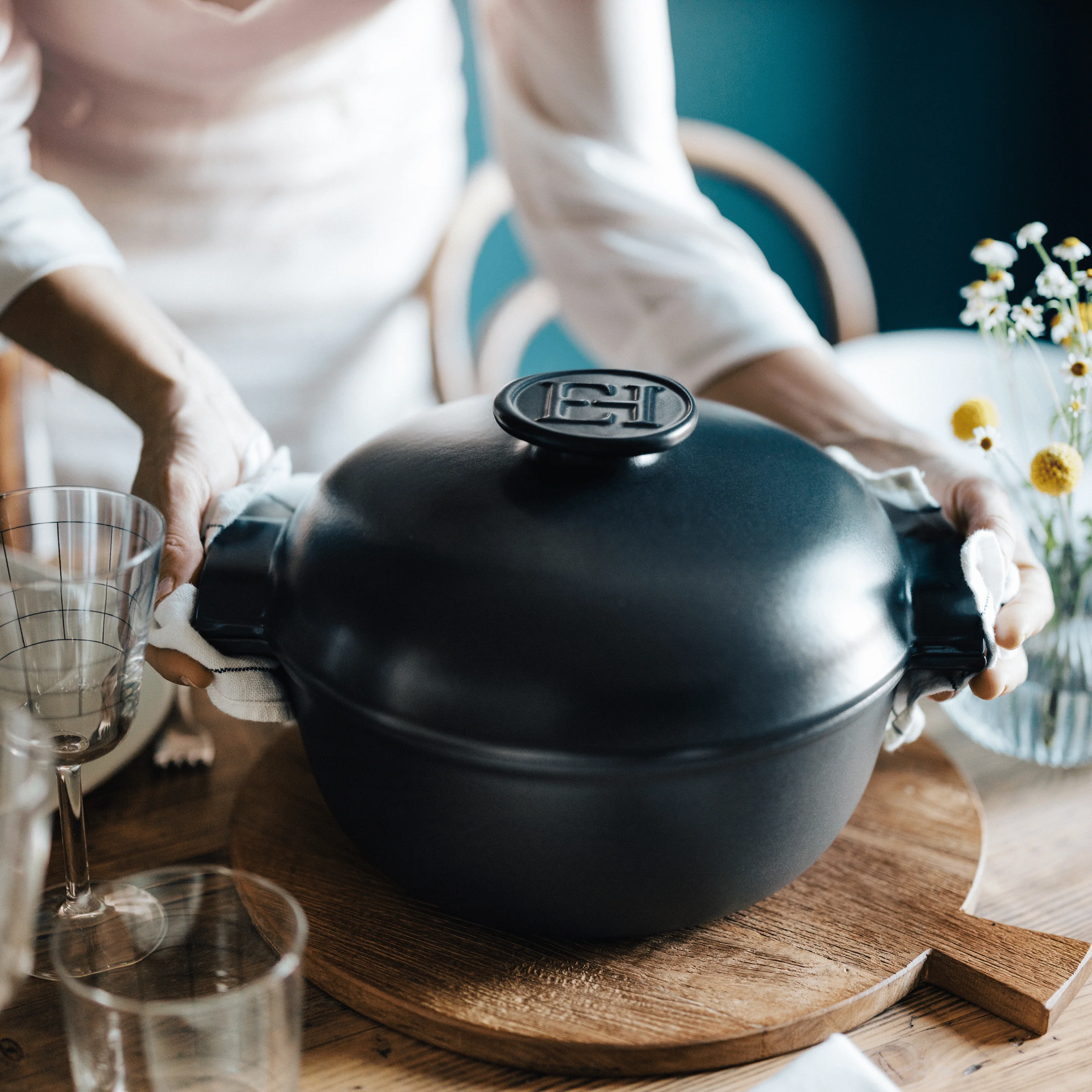 Delight Round Dutch Oven (Induction Compatible) - Image 6