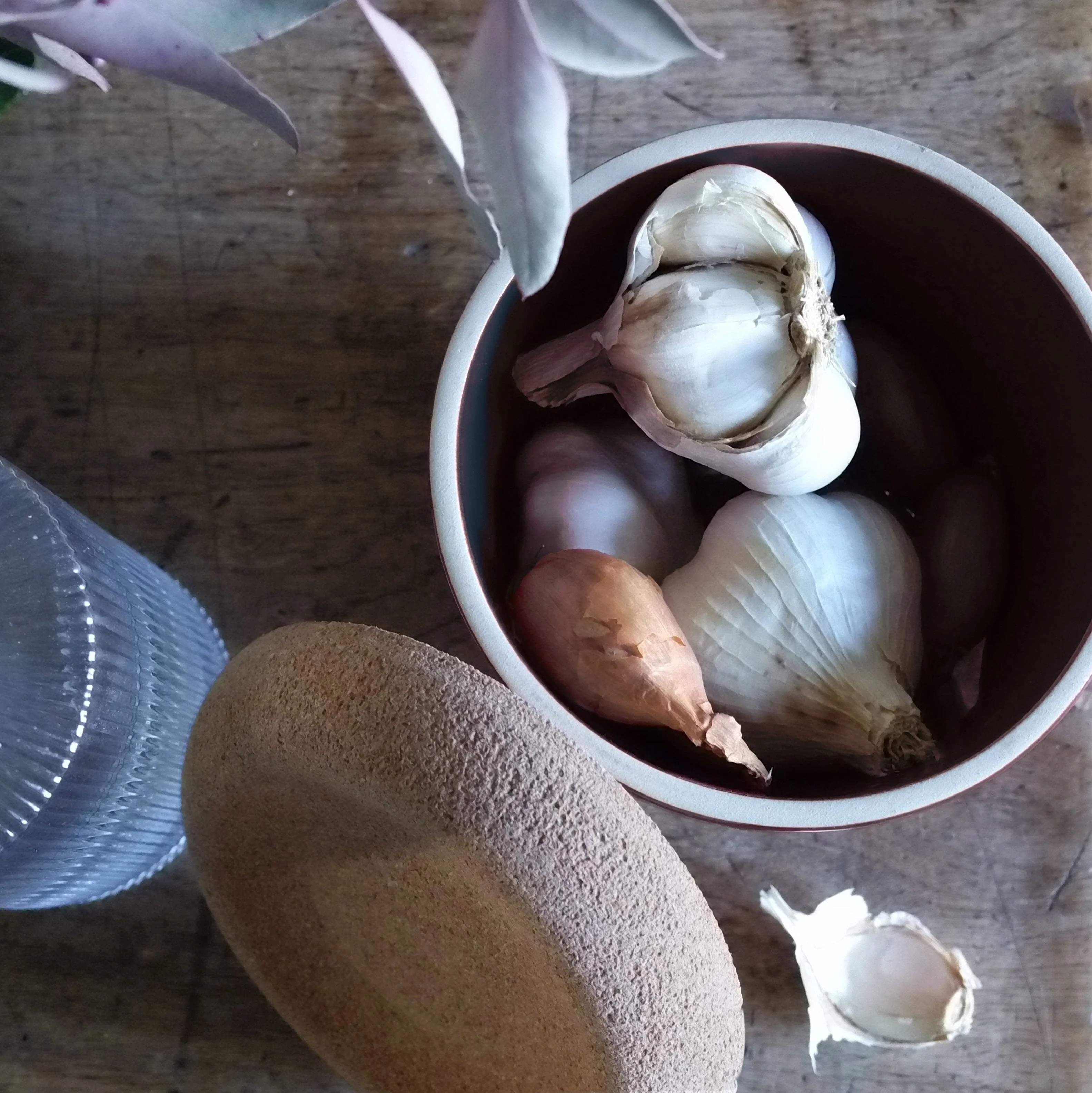Garlic Storage Pot - Image 6