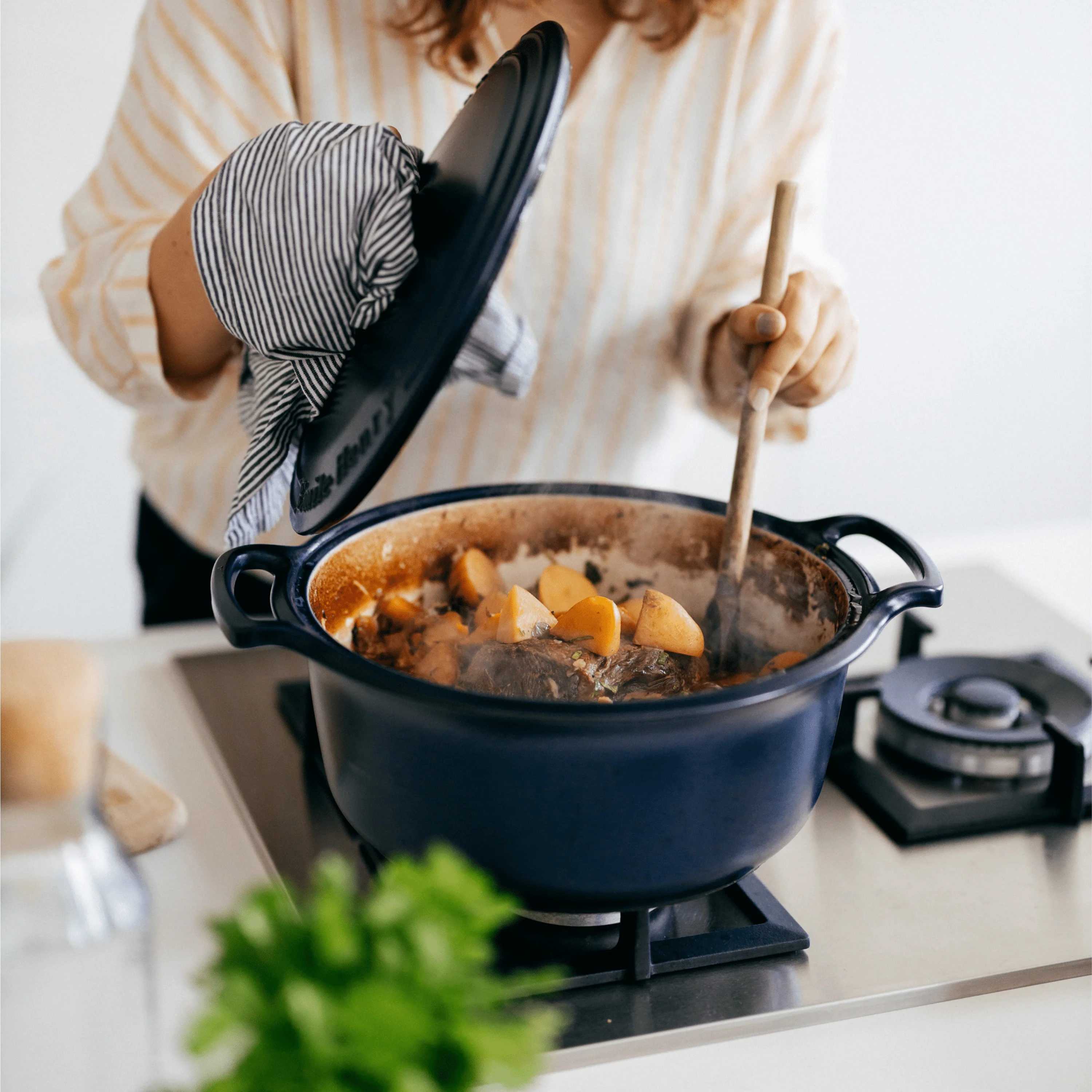 Sublime Dutch Oven - Image 16