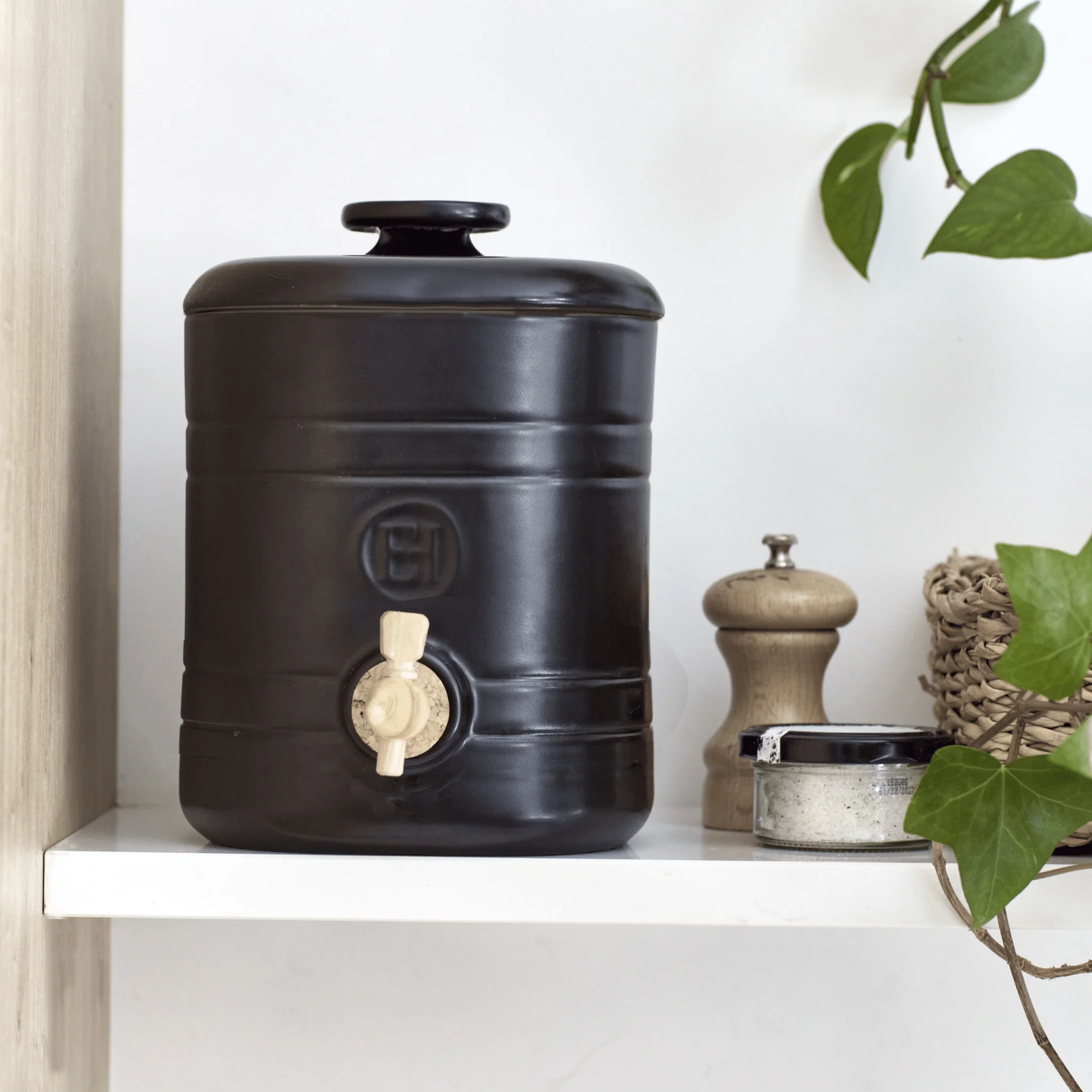 Vinegar Pot - Image 3